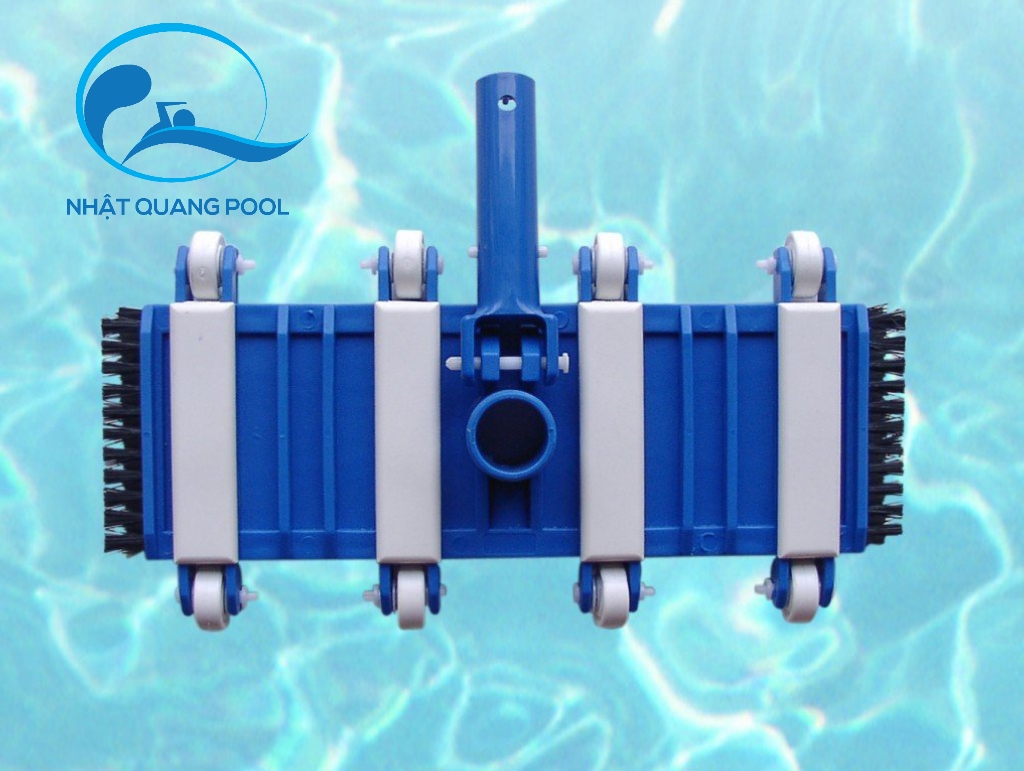 ban hut ho boi nhat quang pool 1